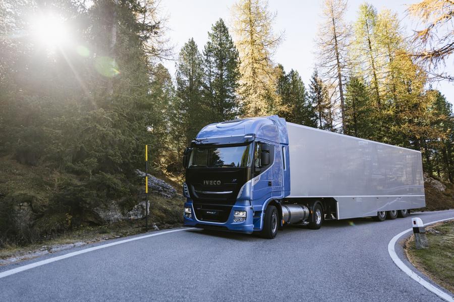  Iveco Stralis 460NP 4x2 2017 года  (фото 26 из 40)